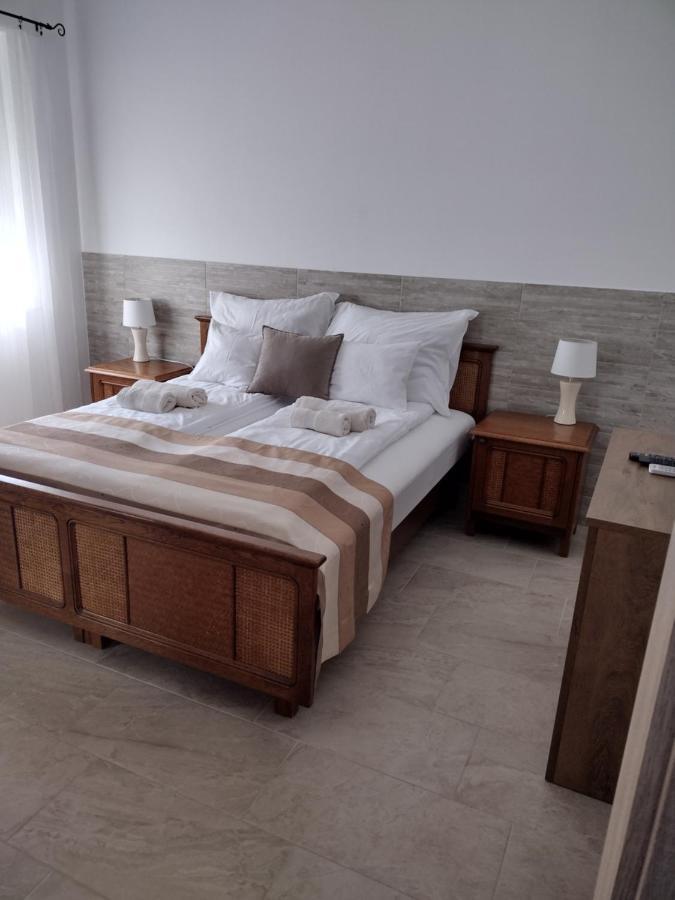 Tandem Apartman Kapolnasnyek Екстериор снимка